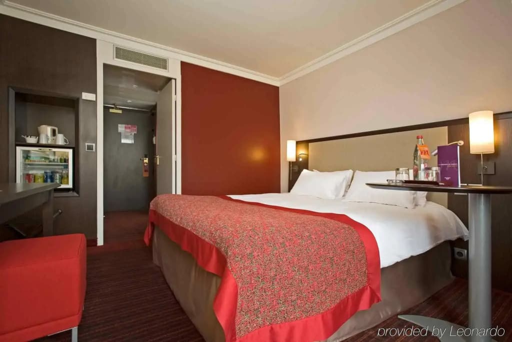Hotel Mercure Saint Quentin En Yvelines Centre - Photo 2