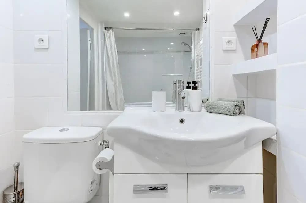 Modern 1BR For 4 By Centre Pompidou - Miniature 8