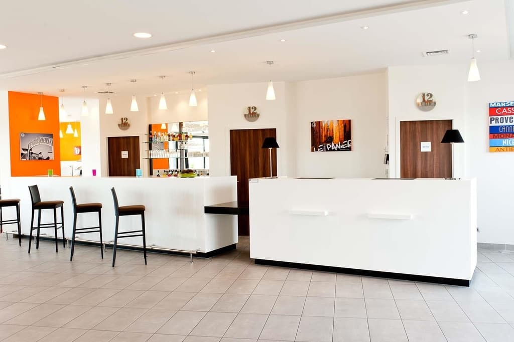 Holiday Inn Express Marseille Airport by IHG - Photo 2