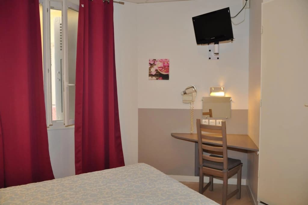 Hôtel Lux - Miniature 6