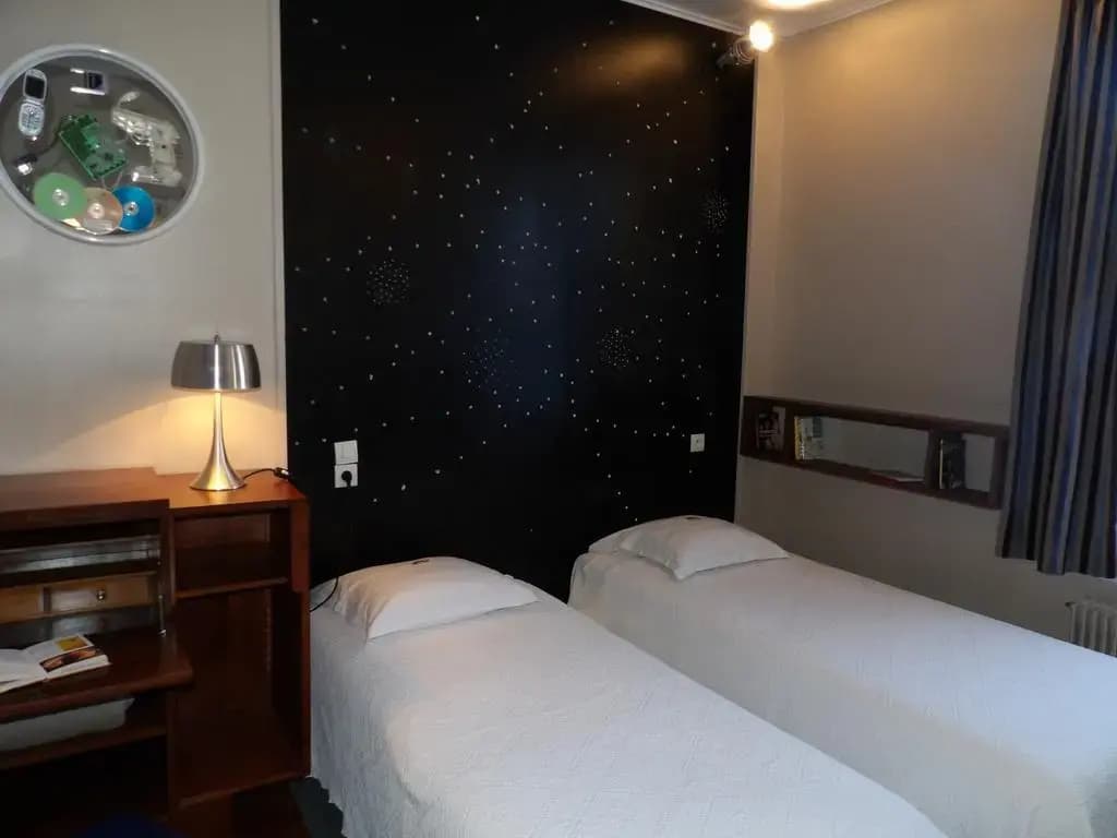 Detective Hotel - Photo 5