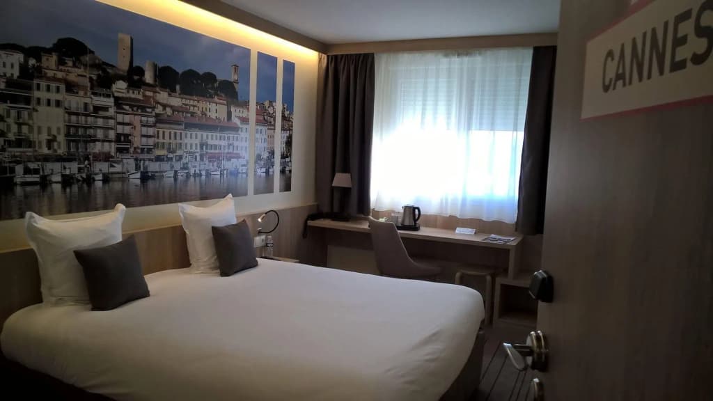 Brit Hotel Montargis - Miniature 6