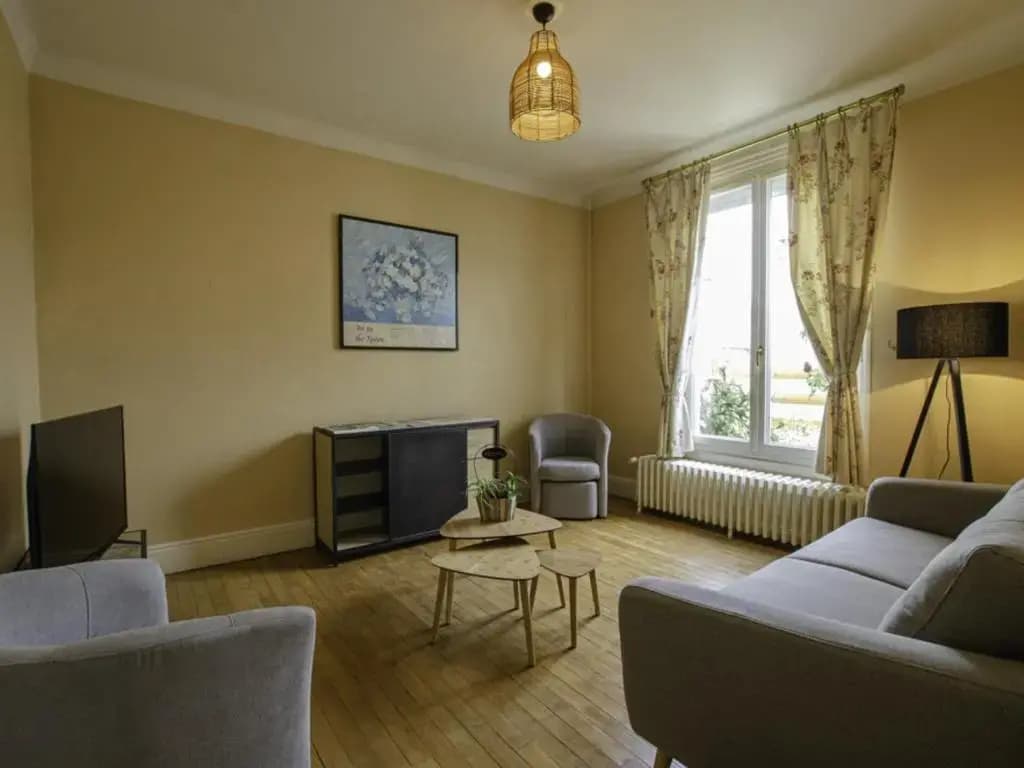 Gîte Saint-Julien-les-Villas, 3 pièces, 5 personnes - FR-1-543-215 - Photo 2