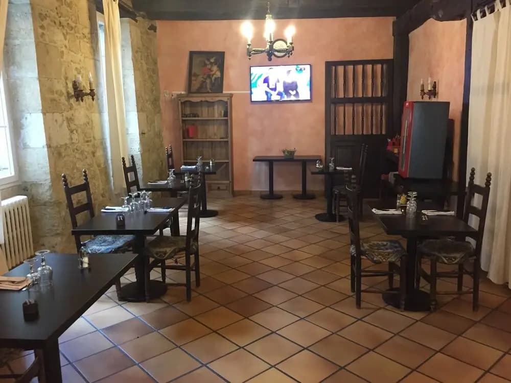 Hotel Restaurant Le d'Artagnan - Miniature 6