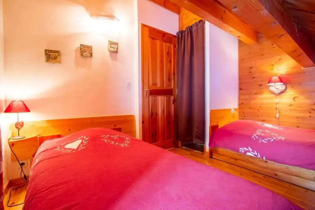 Chalet Le Mélézin hameau des Chazals Nevache Hautes Alpes - Photo 2