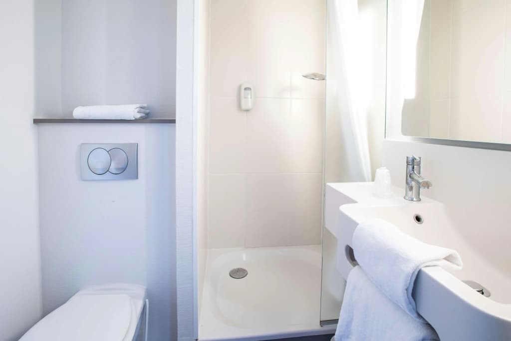 B&B HOTEL Rennes Ouest Villejean - Miniature 8