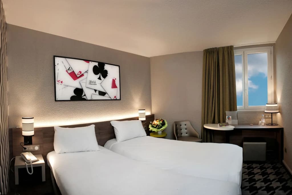 ibis Styles Rouen Nord Barentin - Photo 5