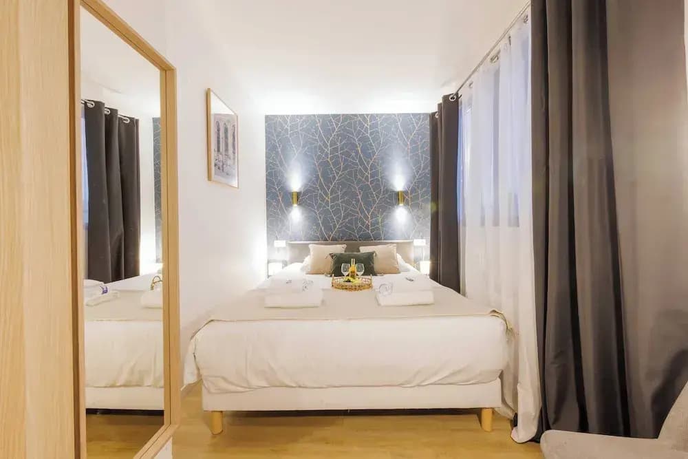 Beautiful Apartment at Gare de L'est Republique - Photo 3