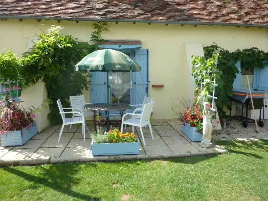 Lavender Cottage - Photo 1