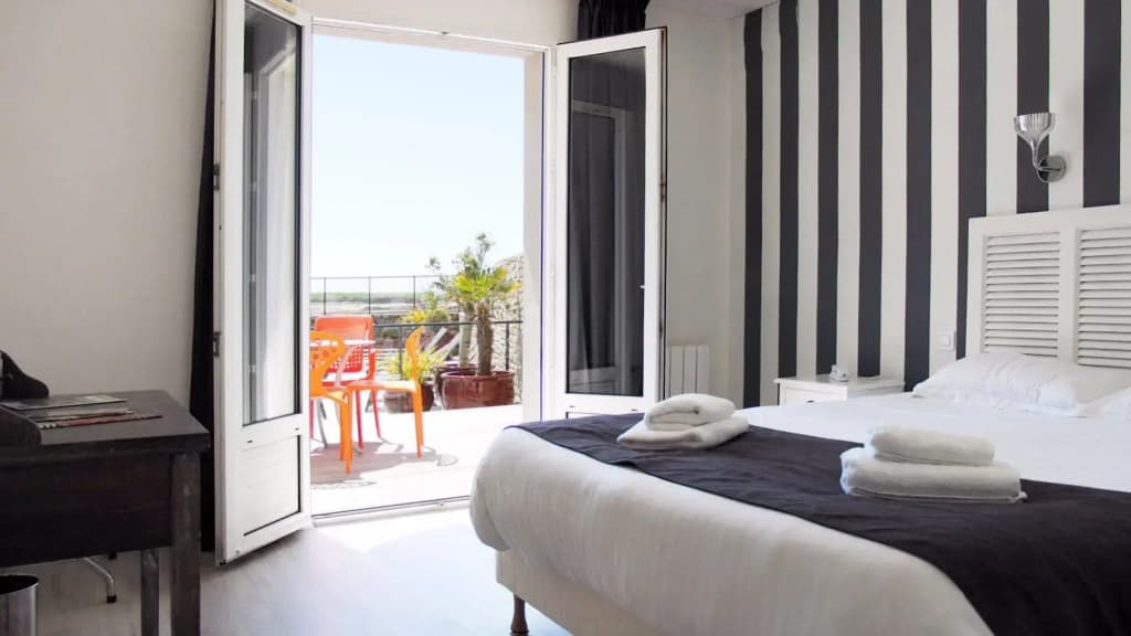 Hotel Le Castel Ac'h - Photo 1
