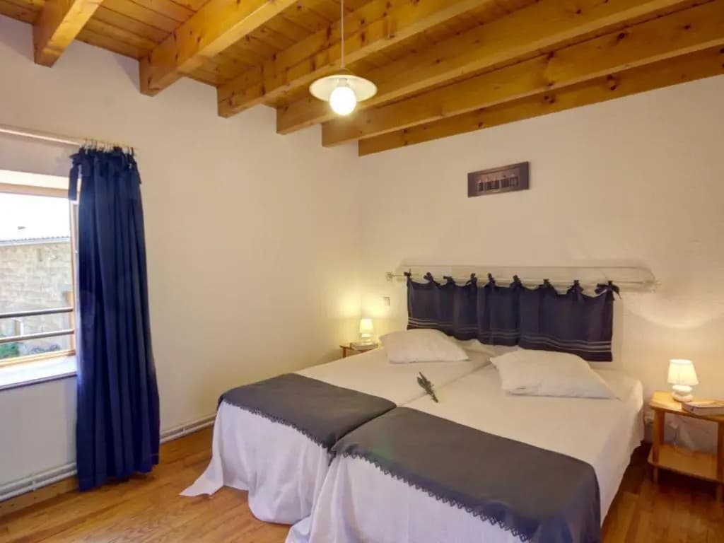 Gîte Les Salles, 3 pièces, 4 personnes - FR-1-496-66 - Photo 2