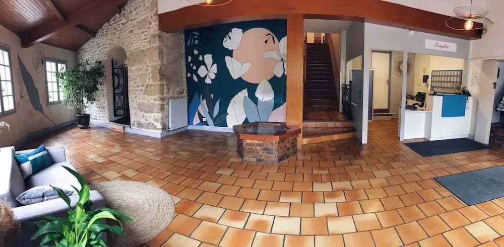 Hôtel Le Cheval Blanc - Photo 2