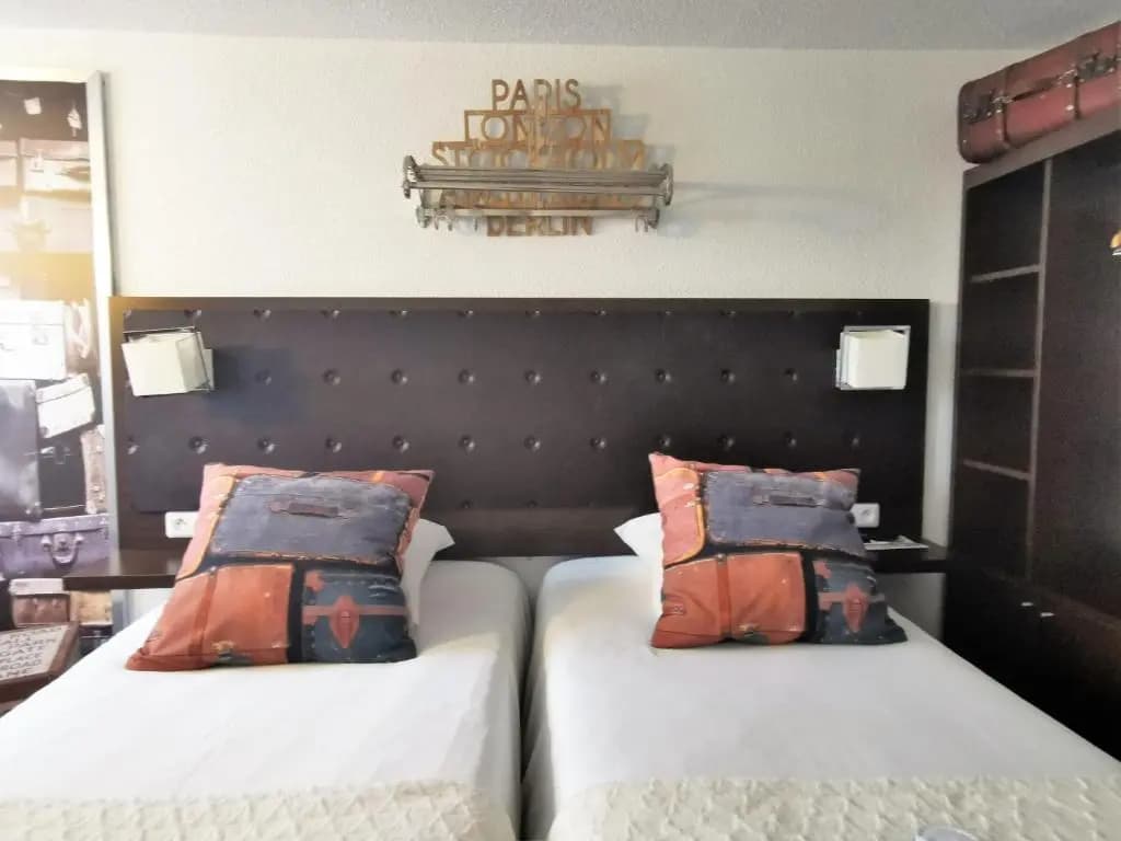 Hôtel Ambassadeur - Photo 3