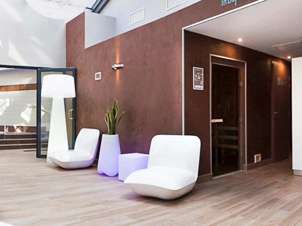 Novotel Toulouse Centre Wilson - Photo 2