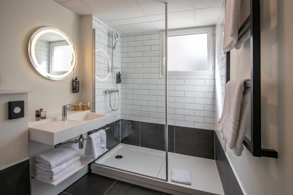 Ibis Roquebrune Cap Martin - Miniature 7