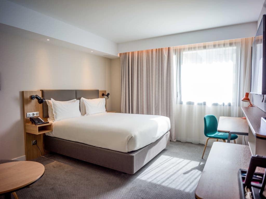 Holiday Inn Paris CDG Airport by IHG - Photo 5