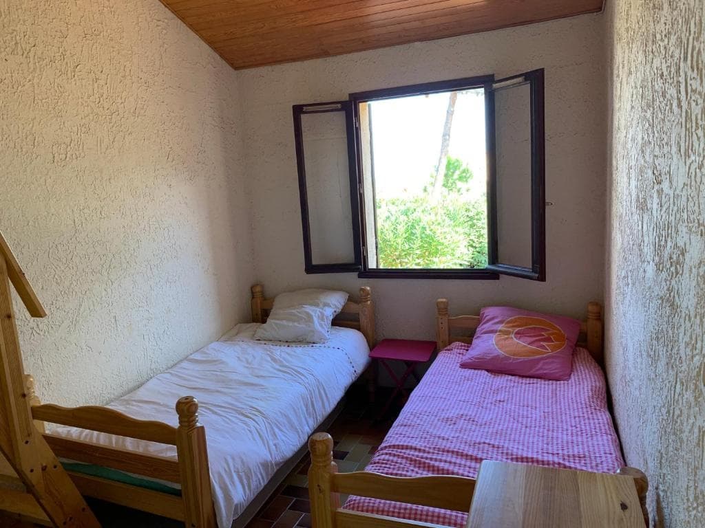 Mini villa climatisée - Vue mer - Mer à 50 m - Jardin et 2 terrasses 300 m2 - Photo 4