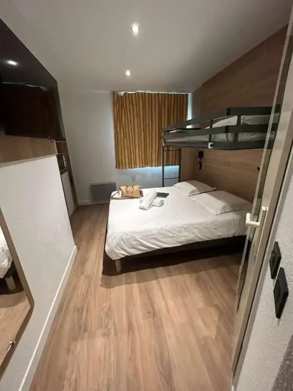 Kyriad ECO Lille SUD - Noyelles-Godault - Photo 1