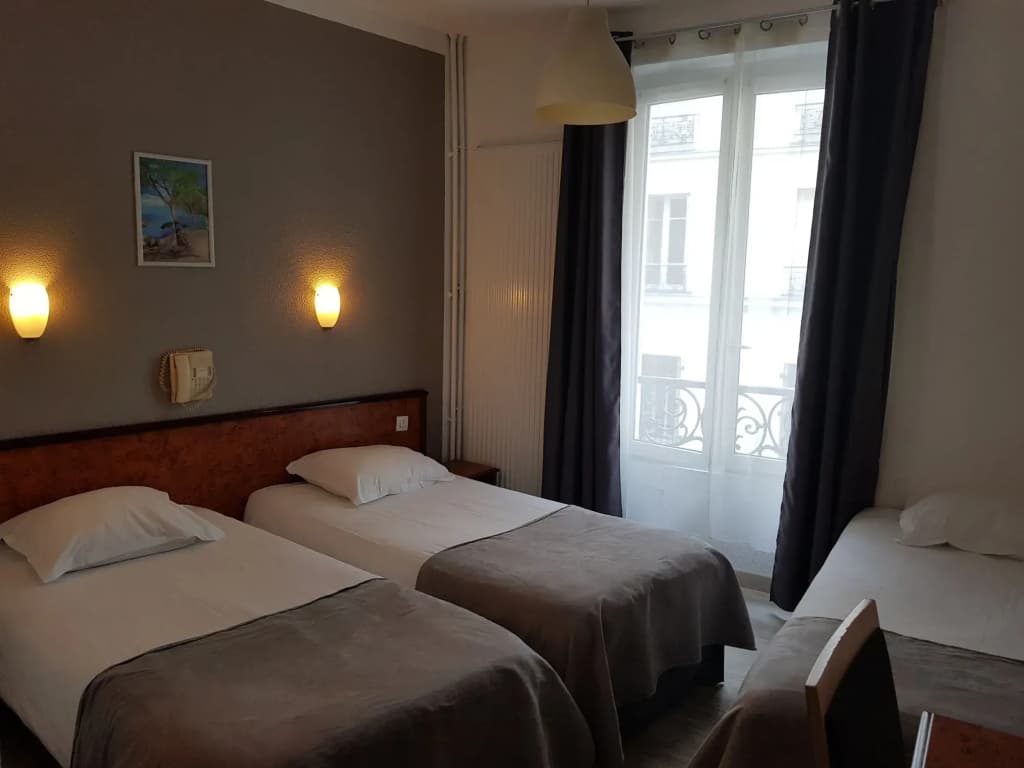 Hôtel Le Saint-Hubert - Gare de Lyon Bastille - Photo 4