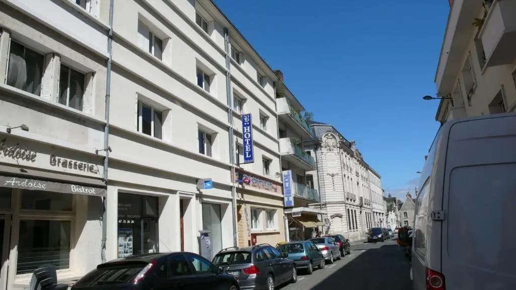 Hotel le Berthelot - Photo 1