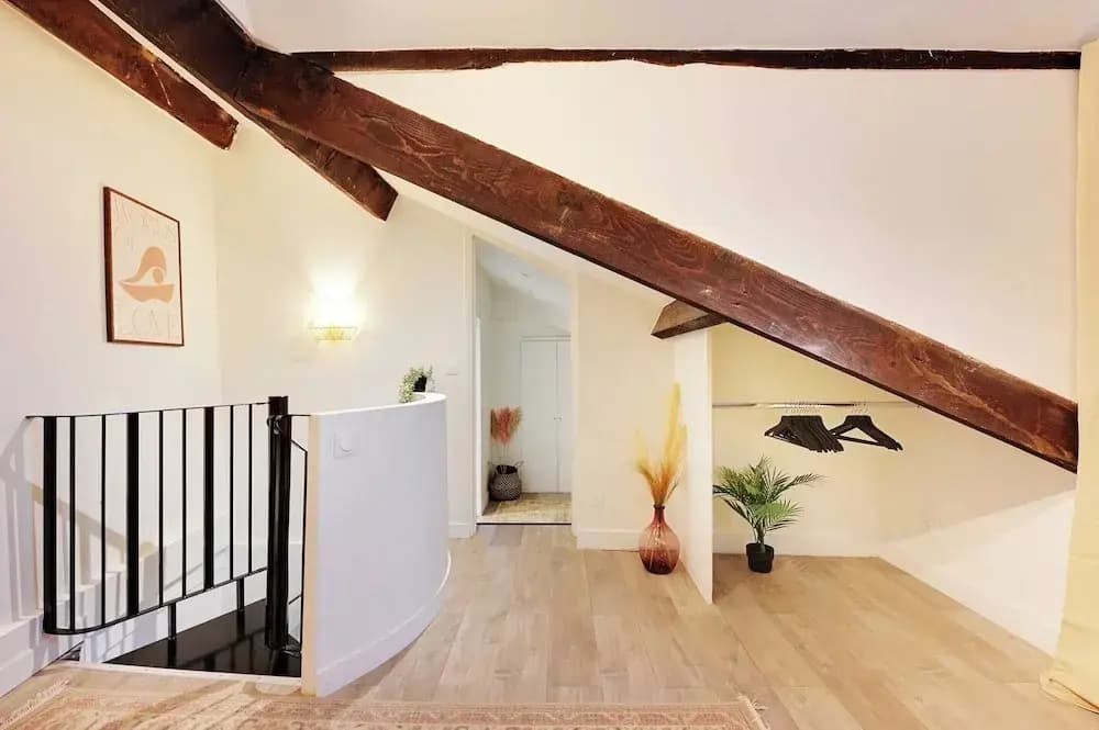 Charming Duplex in Marais for 2 People - Miniature 8