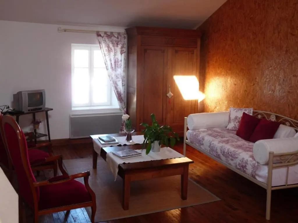 Gîte Ferrières-sur-Sichon, 4 pièces, 6 personnes - FR-1-489-191 - Miniature 6