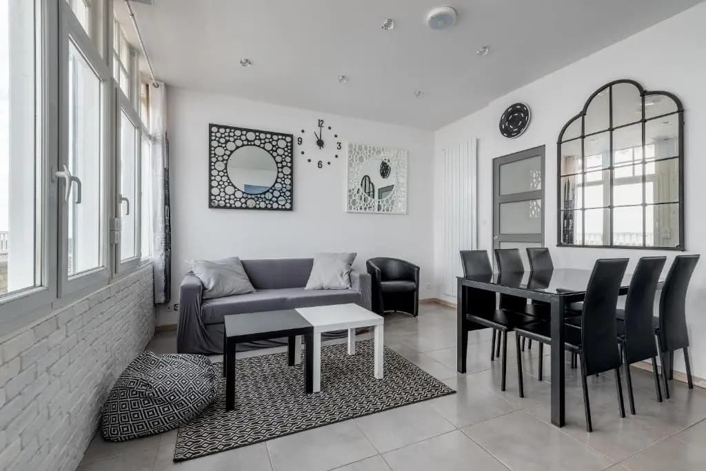 Appartement en front de mer avec terrasse et vue mer - Miniature 7