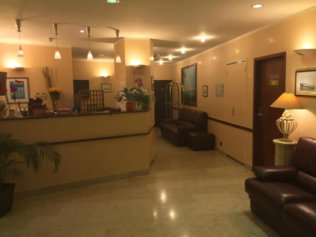 Hotel Vesuvio - Photo 2