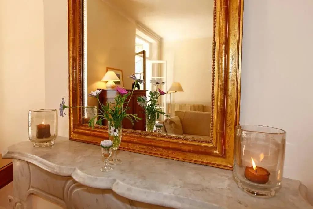 Magnifique appartement d'époque avec Vue Mer 4 personnes avec terrasse Le Port Nice - Photo 4