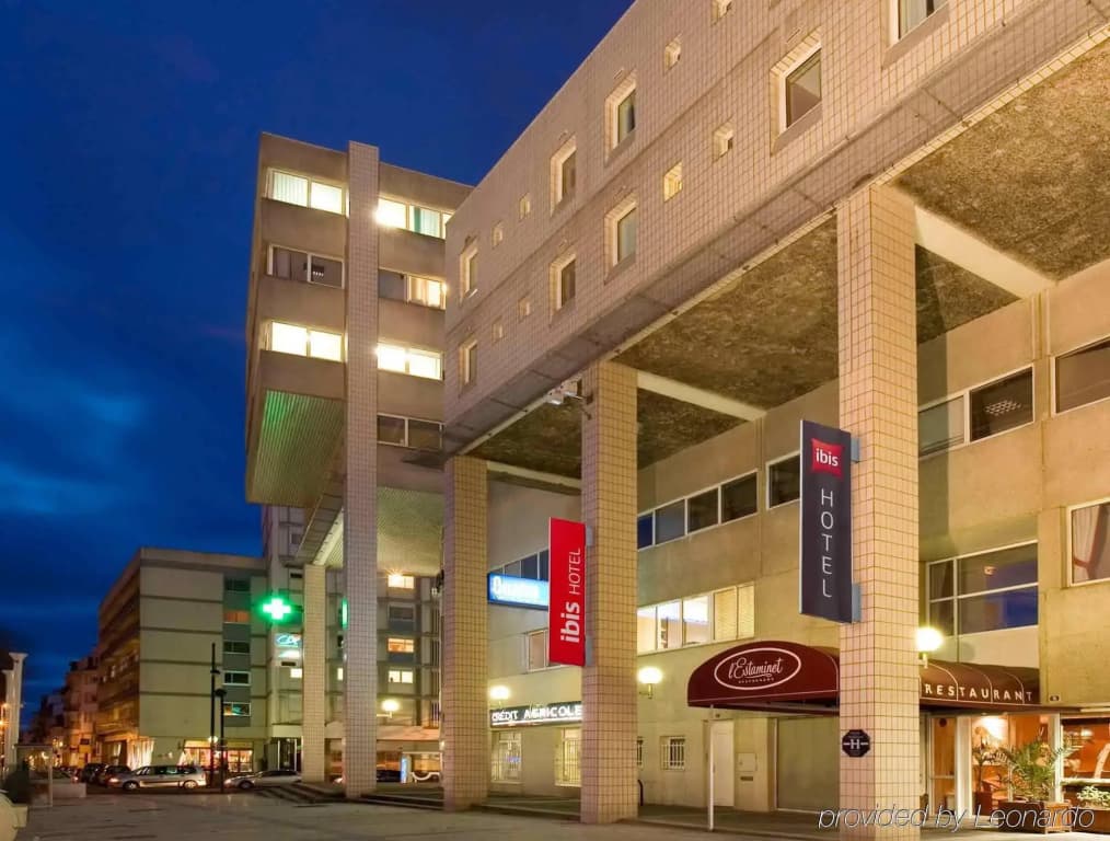 ibis Lorient Centre Gare - Photo 1