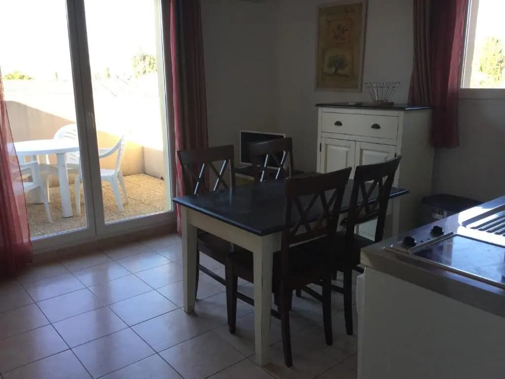 Gîte Climatisé 2 À 4 Personnes, Dans Résidence Vacances Avec Piscine Chauffée, À Mouriès Au Coeur du Parc Naturel Régional...