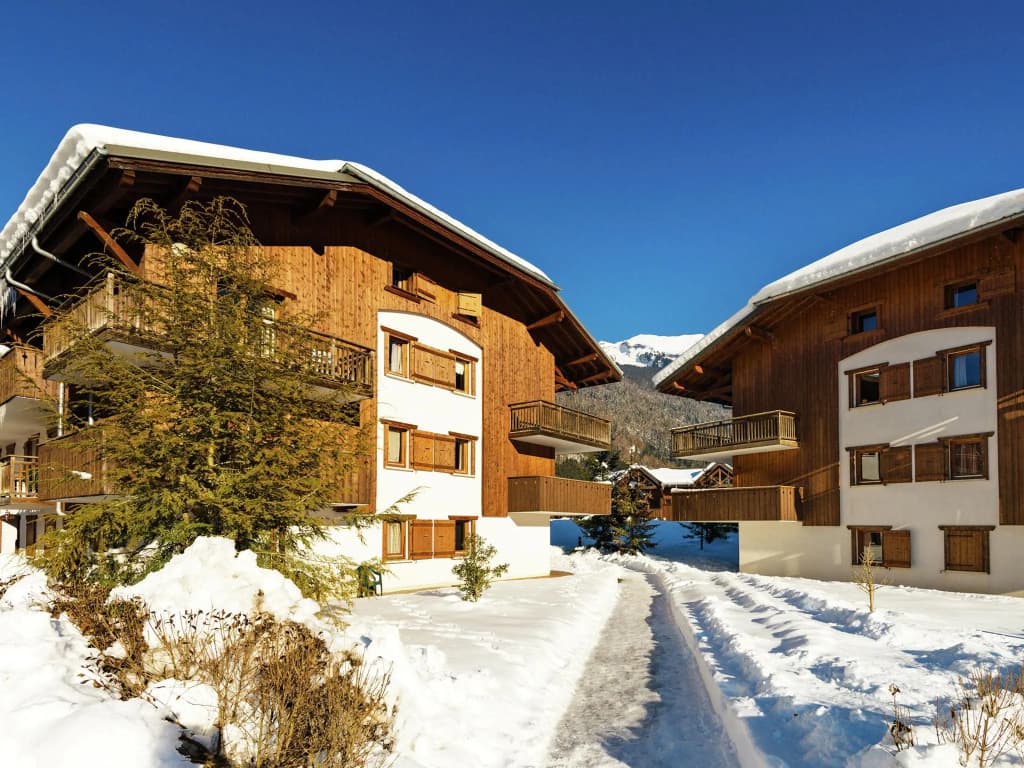 Attractive Apartment With a Balcony in Le Grand Massif - Photo 1