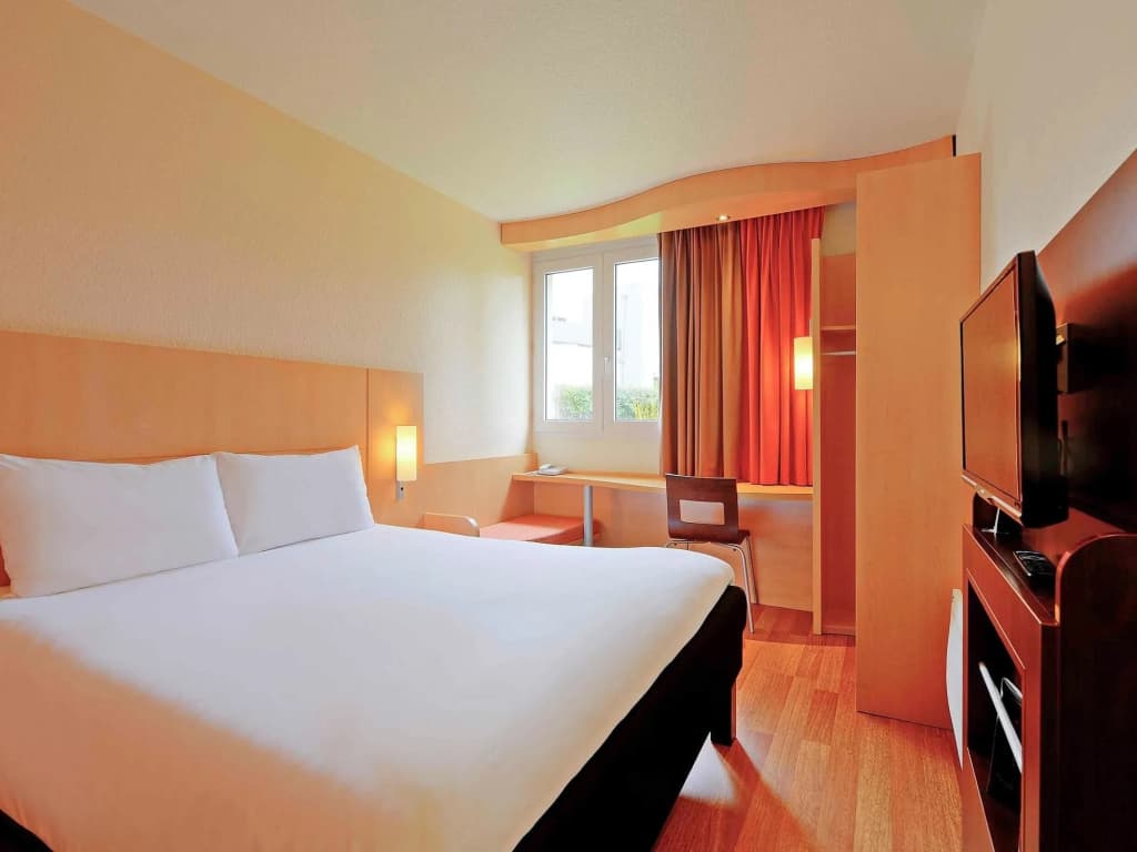 ibis Poitiers Beaulieu - Photo 4