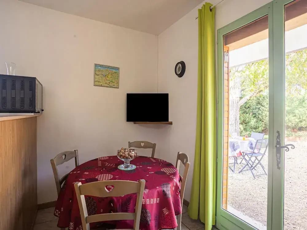 Tasteful Holiday Home in Marnac with Garden - Miniature 6