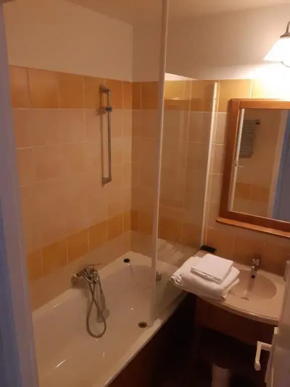 Appartement dans résidence de vacances - Photo 5