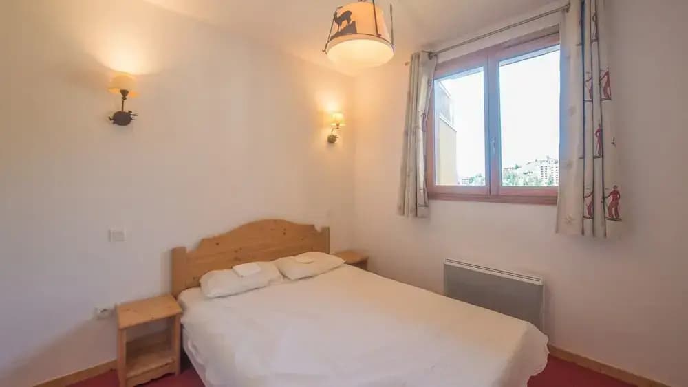 Apartment in France With Ski Access & Pool - Photo 3