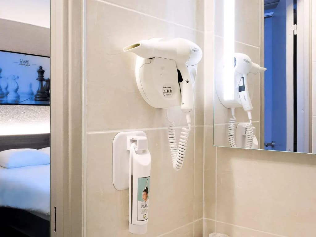 ibis Styles Rouen Nord Barentin - Miniature 7