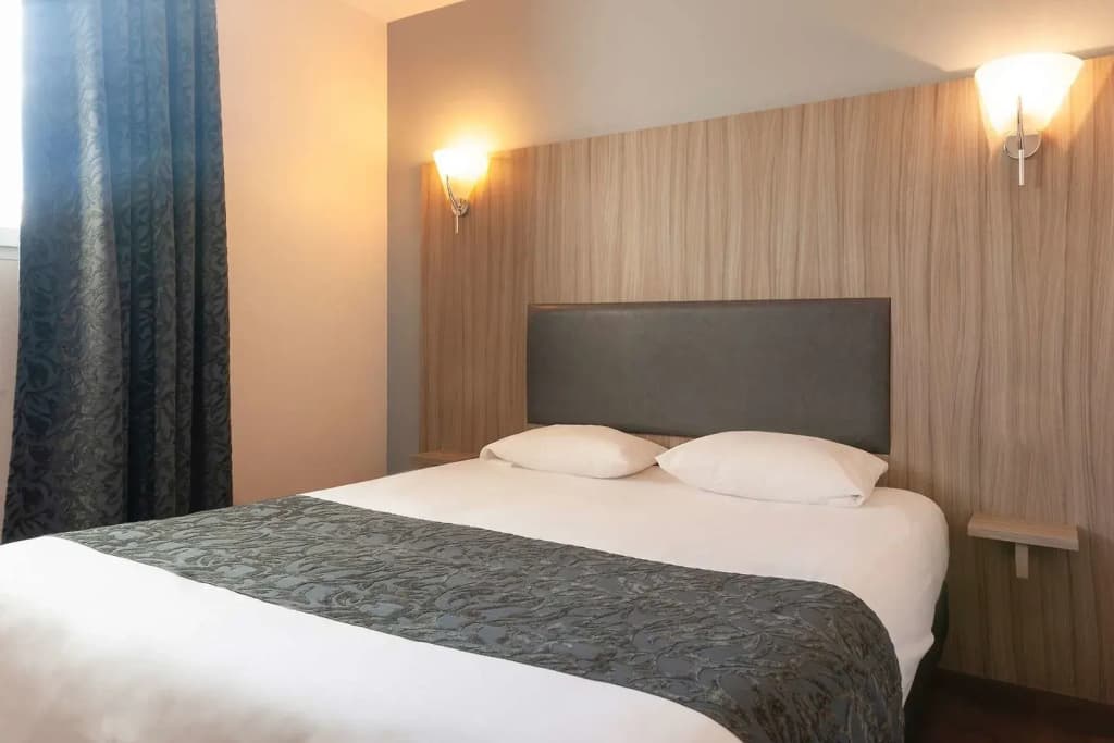 Brit Hotel Confort Alexia La Souterraine - Miniature 6