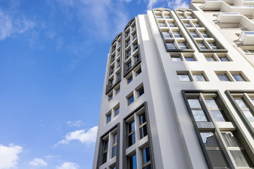 Hôtel Les Artistes - Photo 1
