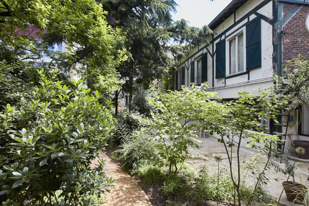 Eden Lodge Paris - Photo 1