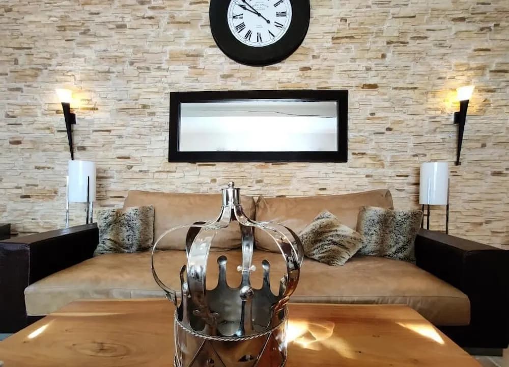 Maison Prestige Roberto Geissini - Photo 1