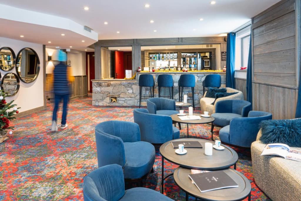 Hotel L'aigle Du Montana By Les Etincell - Photo 3