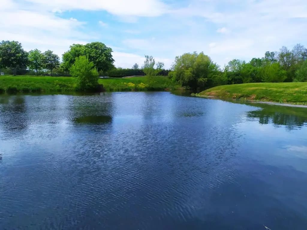 Cottage insolite option jacuzzi Seurre proche Beaune vue panoramique sur l'eau - Miniature 8