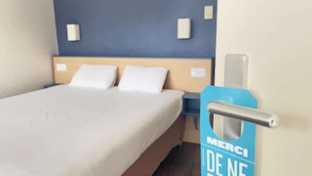 Kyriad Direct Montpellier St Jean de Vedas – La Peyrière - Photo 1