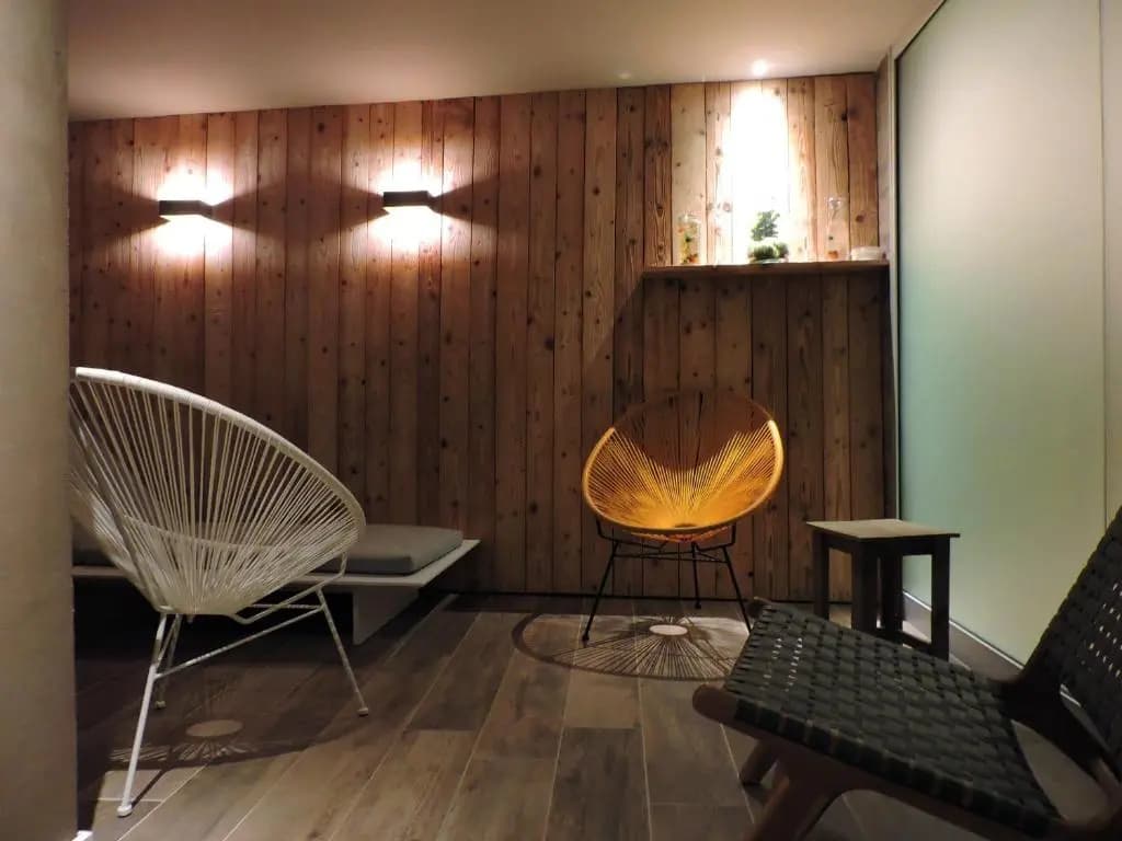 Hôtel La Couronne - Photo 1