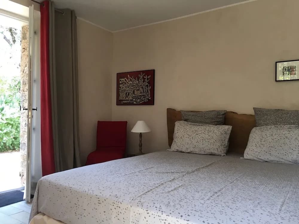 La Cania - Photo 2