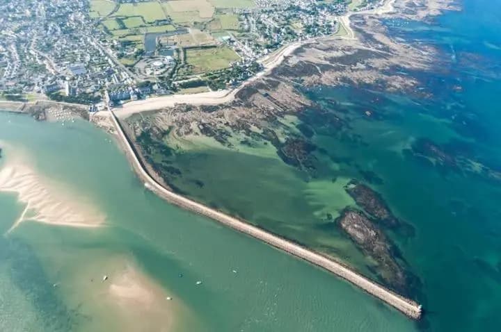 FLEUR DE SEL logement de 21m2 avec prêt vélos, meublé Tourisme 2 étoiles, cuisine et sdb privées avec terrasse clôturée de...