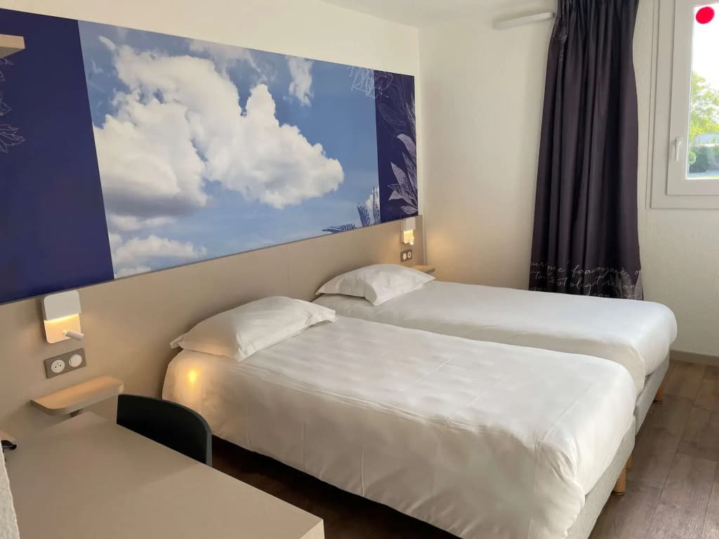 Kyriad Direct  - Bourg les Valence - Photo 3