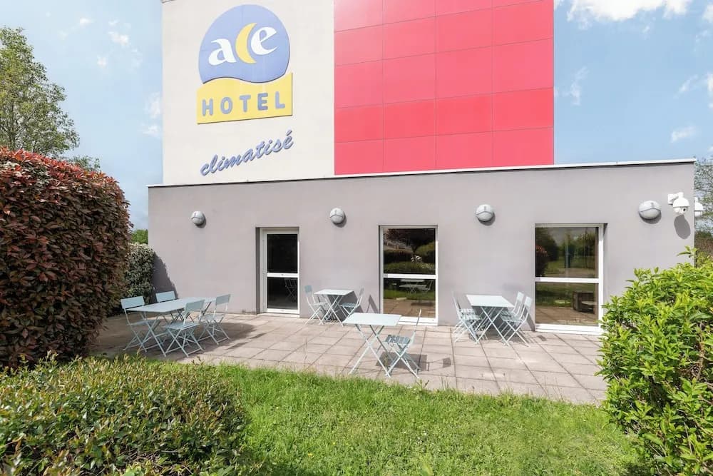 Ace Hôtel Roanne-Mably - Photo 1