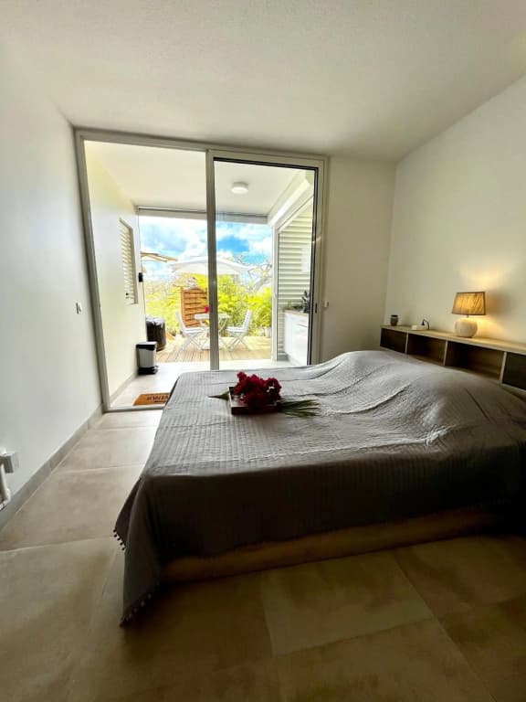 NOUVEAU studio chaleureux avec jacuzzi privé & piscine - Photo 5
